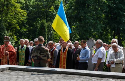 У Львові капелани УГКЦ заупокійною молитвою вшанували могили воїнів Січових Стрільців,УПА,УГА,УСС